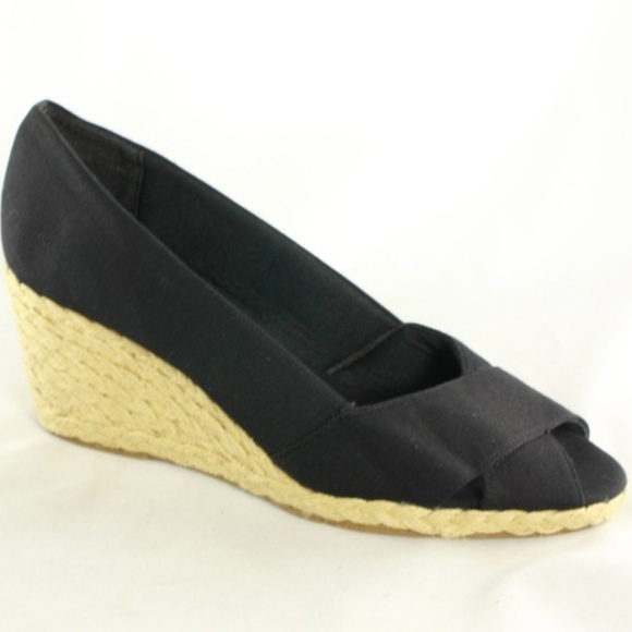 New CHAPS Dakoda Black Canvas Peep Toe Wedges - Picture 6 of 8